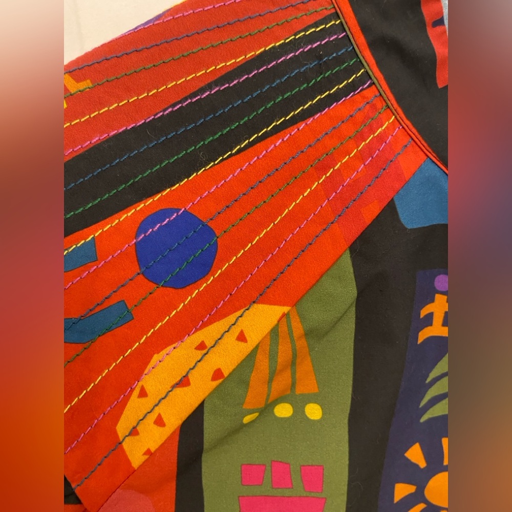 FARM Rio Multicolor Graphic Blouse - Picture 5 of 5